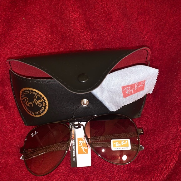 RAYBANS CHEAP!! - Picture 2 of 2